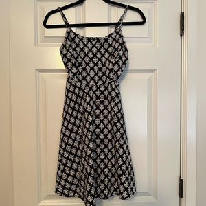 Old navy woman’s dress size small